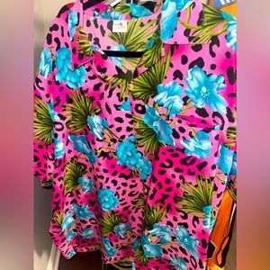 Vacation shirt 5xl *Fits like 3XL*